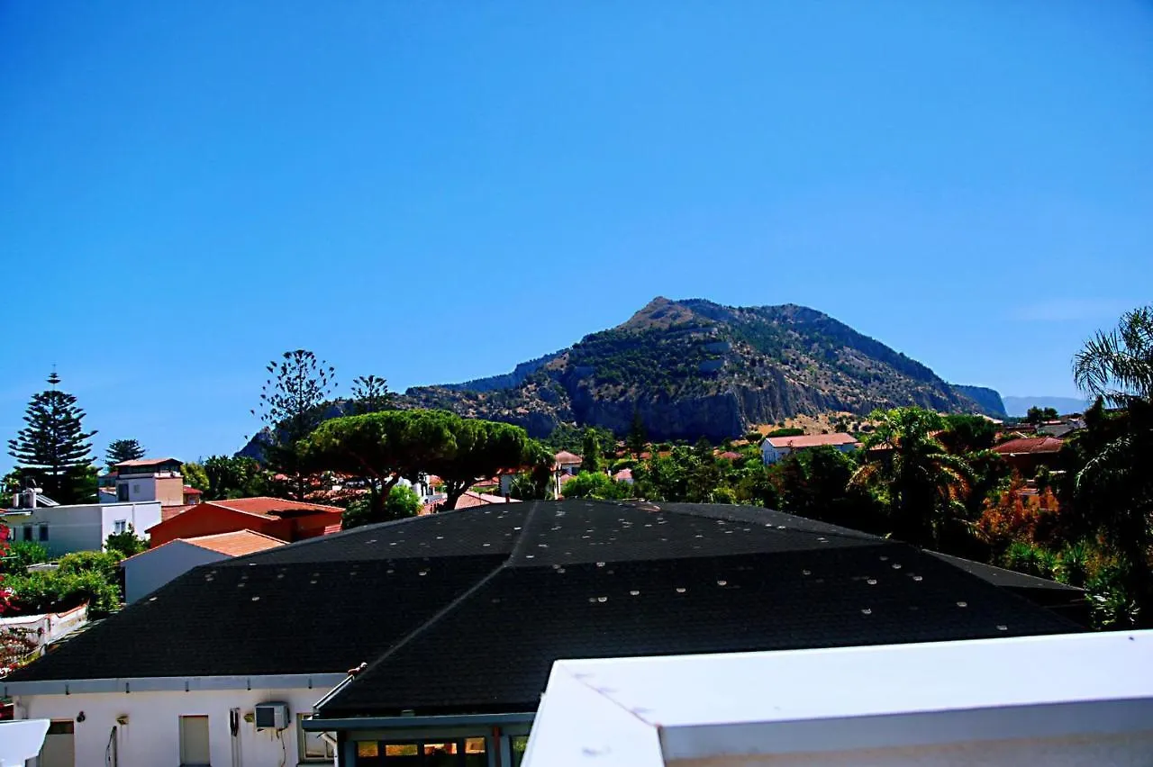 Villa Saline A Mondello Palermo